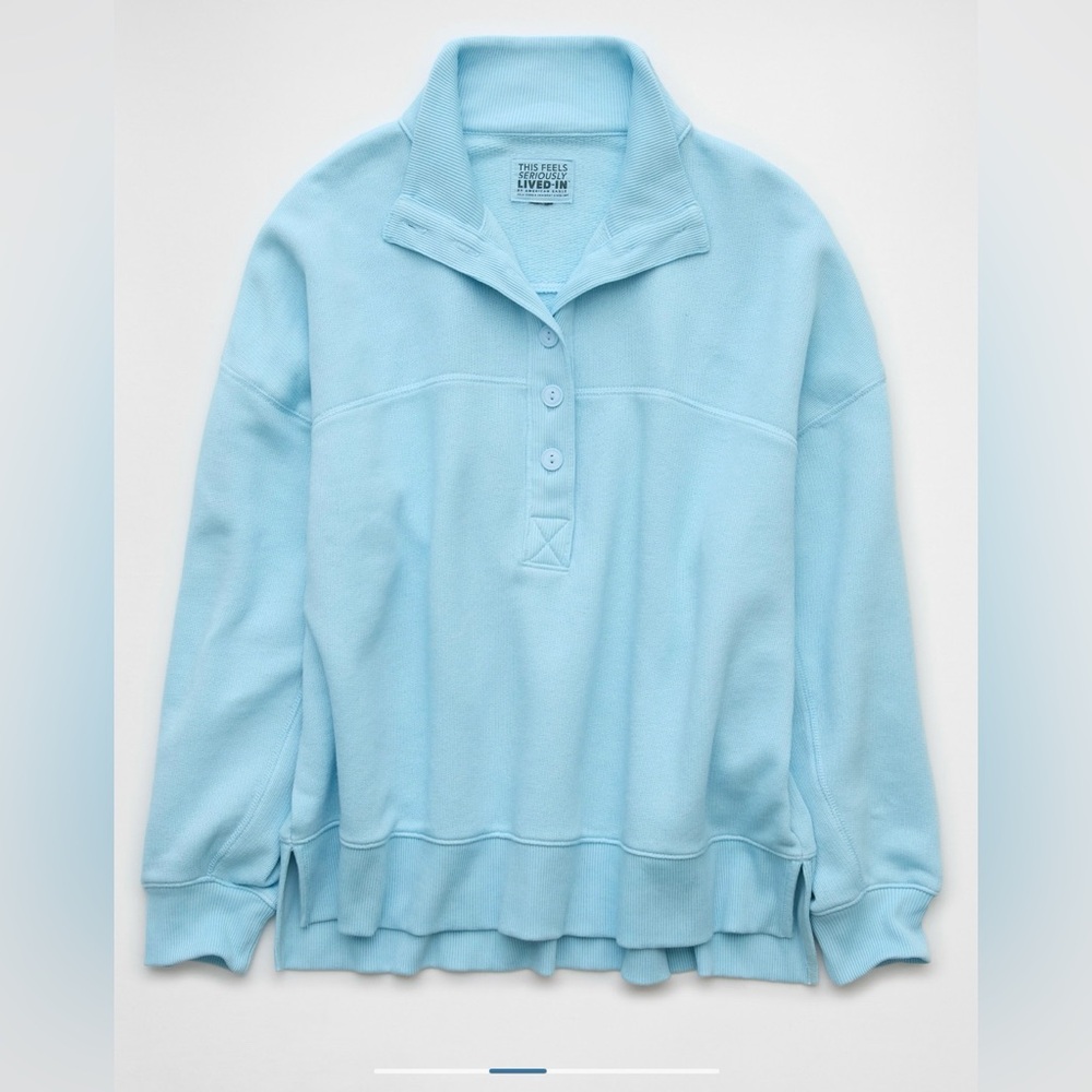 American Eagle Women’s Big Hug Henley Sweatshirt Color blue Size S
